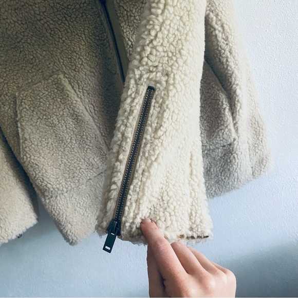 Elizabeth and James Cream Teddy Sherpa Jacket - Picture 7 of 11